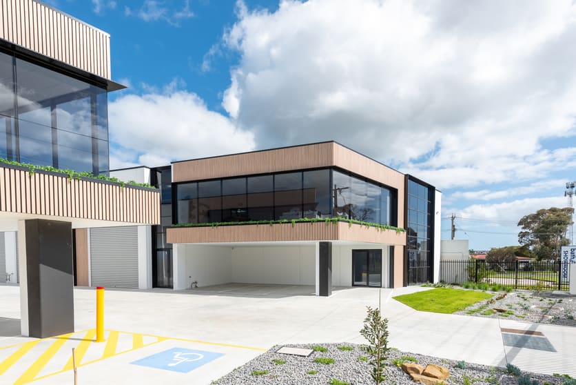 Click to view all images 9 Henry Wilson Drive Rosebud VIC 3939 - Image 1