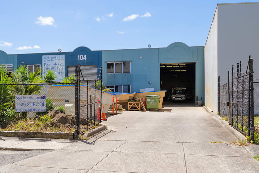 Click to view all images 102 Northgate Drive Thomastown VIC 3074 - Image 1