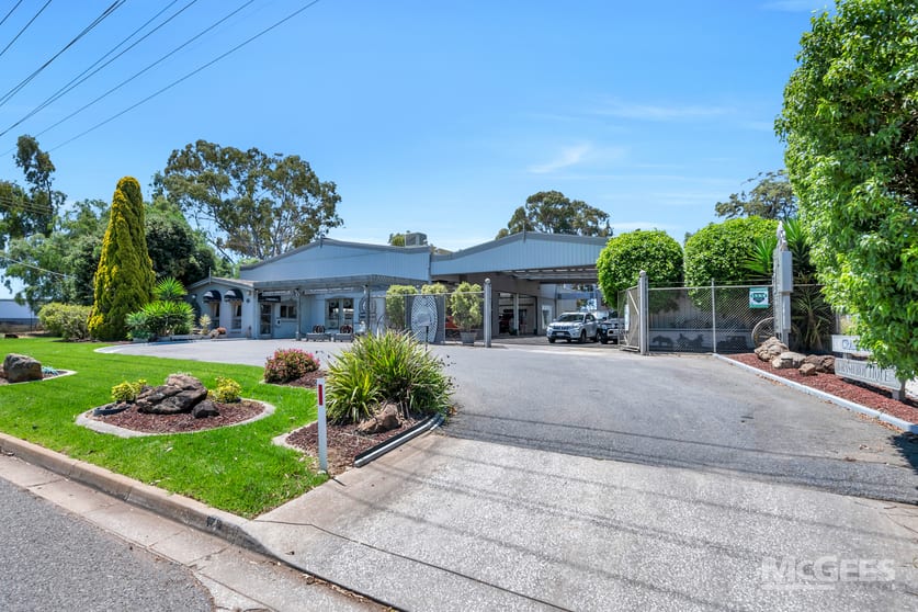 Click to view all images 4 Acrylon Road Salisbury South SA 5106 - Image 1