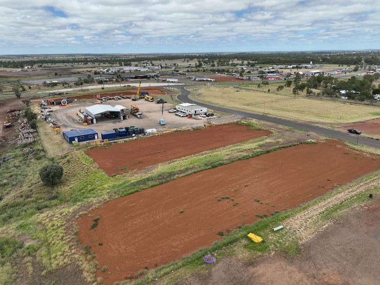 Click to view all images 24-26 Wormwell Drive Roma QLD 4455 - Image 1