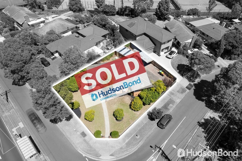 Click to view all images 20 Mitcham Road Donvale VIC 3111 - Image 1