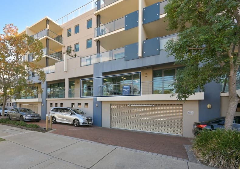 Click to view all images 3/23 Bowman Street South Perth WA 6151 - Image 3