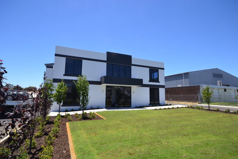 Click to view all images 5 Kingscote Street Kewdale WA 6105 - Image 3