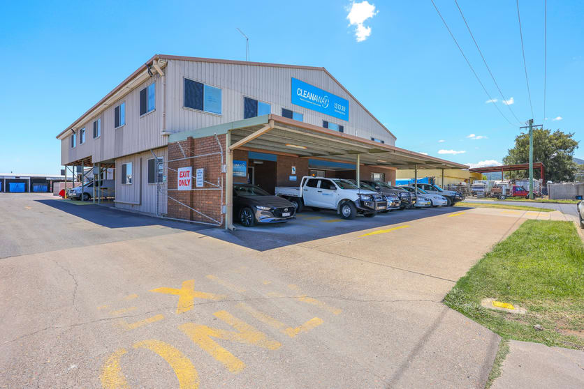 Click to view all images 13 - 21 Anson Street Tamworth NSW 2340 - Image 2