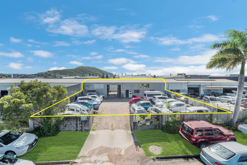 Click to view all images 8/3-12 Veness Court Garbutt QLD 4814 - Image 1