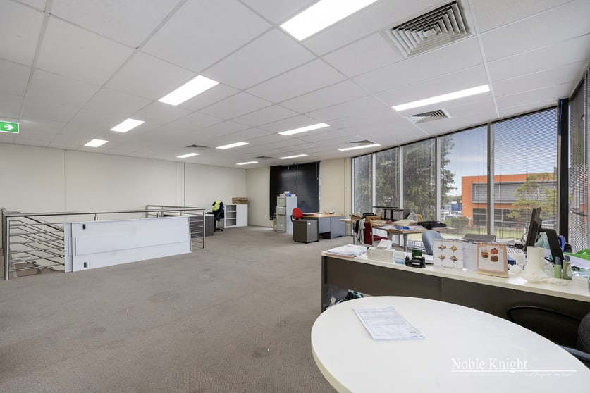 Click to view all images 34 Drake Boulevard Altona VIC 3018 - Image 2
