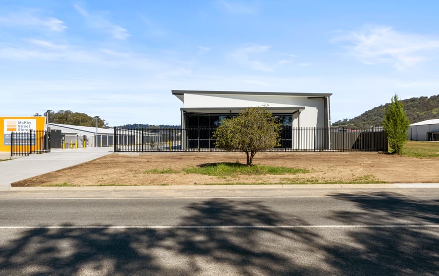 Click to view all images 203 McKoy Street Wodonga VIC 3690 - Image 3