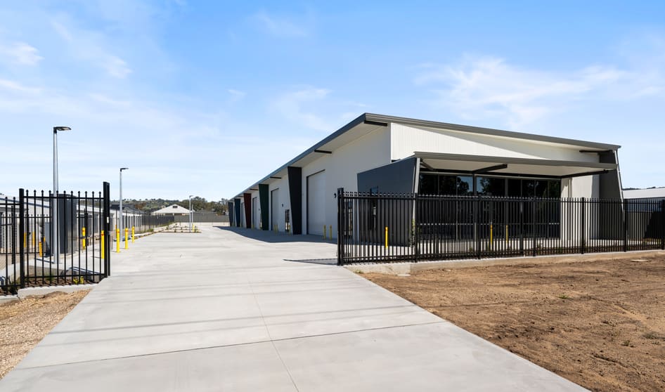 3/203 McKoy Street Wodonga VIC 3690 - Image 1