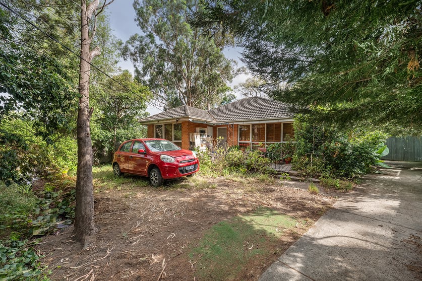 Click to view all images 27 Monterey Crescent Donvale VIC 3111 - Image 3