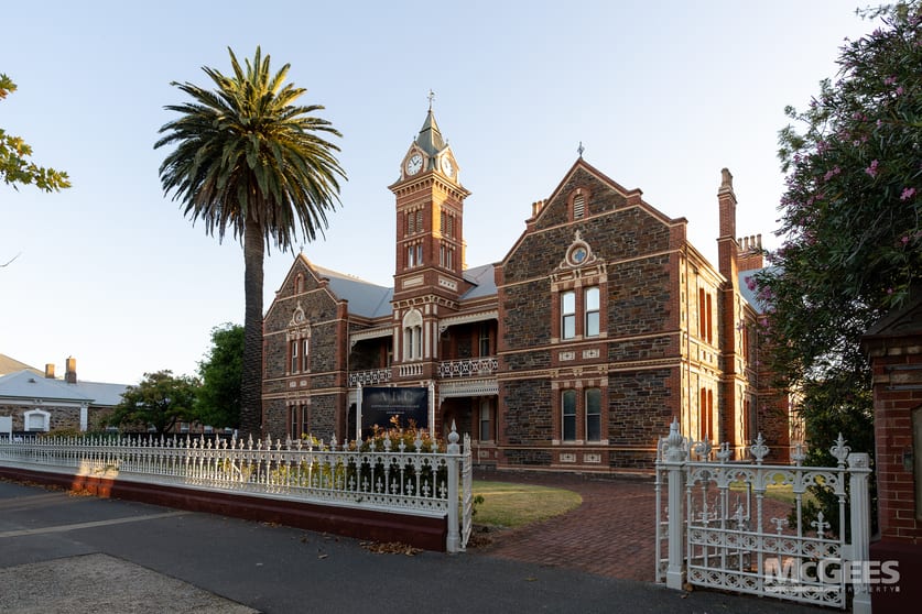 Click to view all images 102-120 Jeffcott Street North Adelaide SA 5006 - Image 3