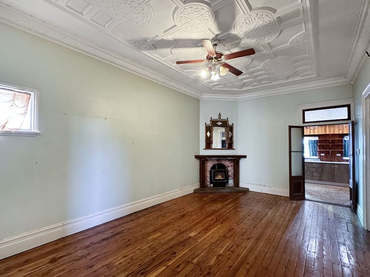 Click to view all images 15 - 17 Marshall Street Cobar NSW 2835 - Image 2