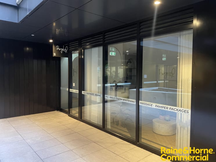 Click to view all images 14/1 Elouera Street Braddon ACT 2612 - Image 3