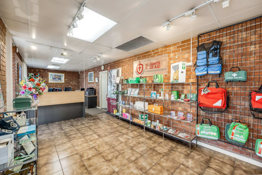 Click to view all images 19A Ween Road Pooraka SA 5095 - Image 3