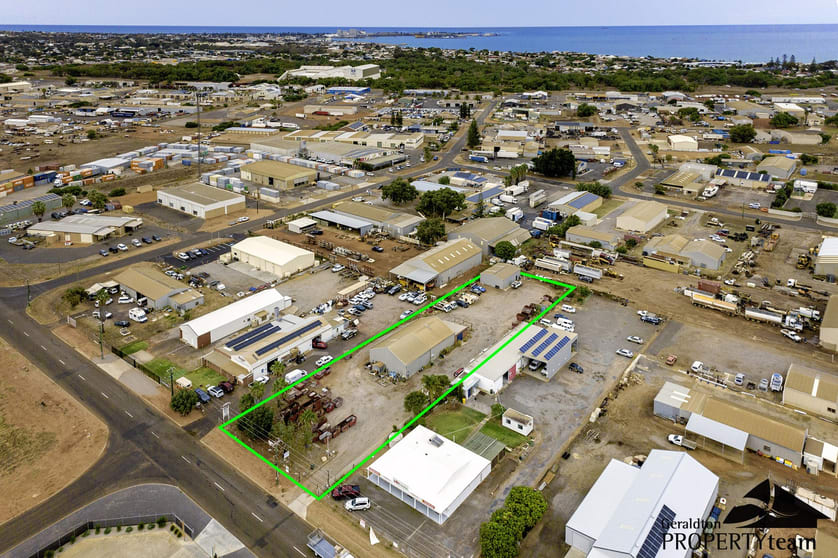 Click to view all images 123 Anderson Street Webberton WA 6530 - Image 2