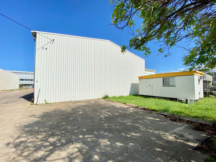Click to view all images 15 Catalyst Court Mount St John QLD 4818 - Image 2