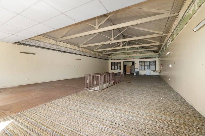 Click to view all images Level 1, 3/86 Bourbong Street Bundaberg Central QLD 4670 - Image 1