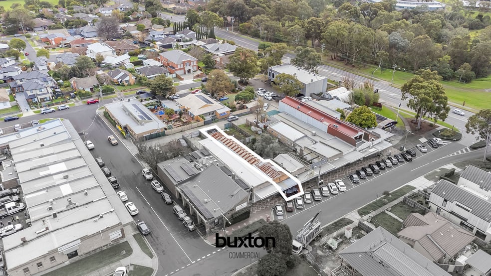 Click to view all images 15 Cleveland Road Ashwood VIC 3147 - Image 3