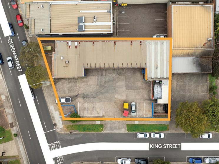 Click to view all images 78-80 Queen Street Campbelltown NSW 2560 - Image 3