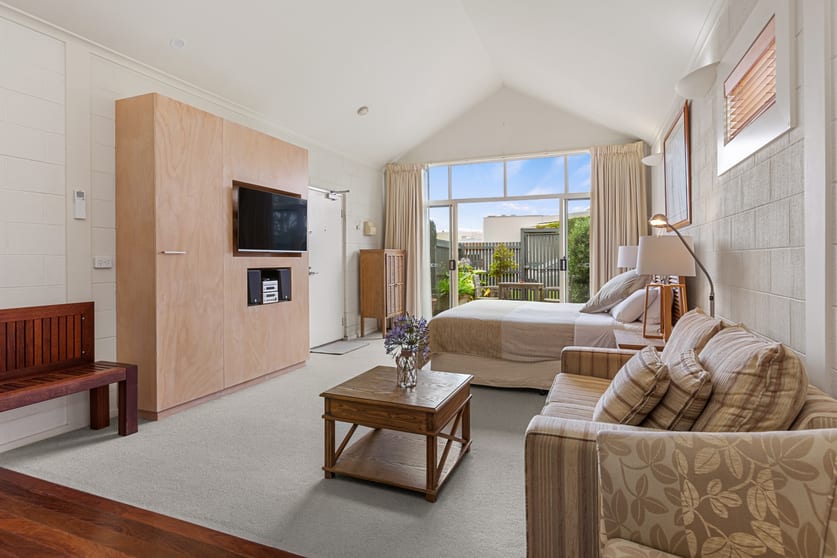 Click to view all images Apollo Bay VIC 3233 - Image 3