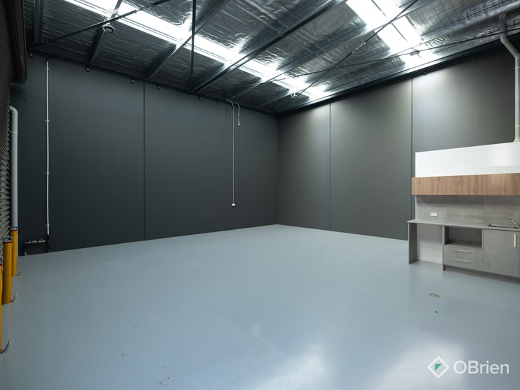 Click to view all images 1/16 Shorland Way Cowes VIC 3922 - Image 3