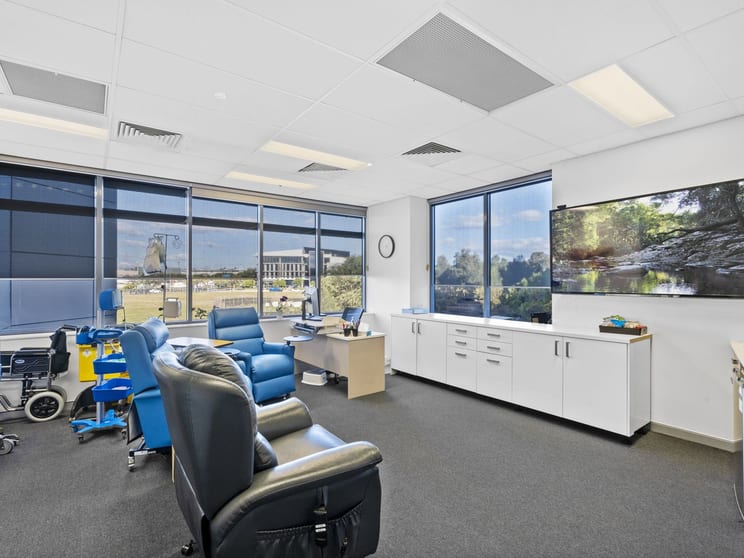 Click to view all images 232 Robina Town Centre Drive Robina QLD 4226 - Image 3