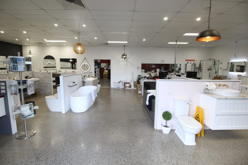Click to view all images 13 Freighter Avenue Wilsonton QLD 4350 - Image 2