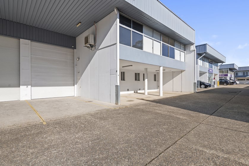 Click to view all images 4/10 Lymoore Avenue Thornleigh NSW 2120 - Image 1
