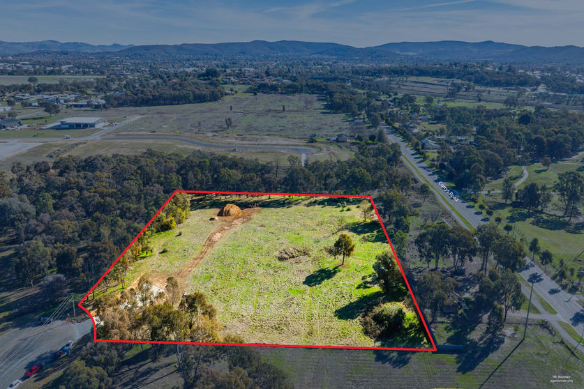 Click to view all images 54 Hoffmann Road Thurgoona NSW 2640 - Image 2