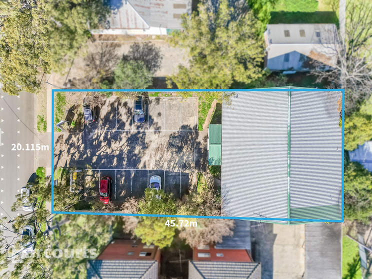 Click to view all images 23 Chamberlain Street Campbelltown NSW 2560 - Image 2
