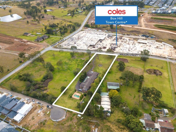 Click to view all images 3 Mason Road Box Hill NSW 2765 - Image 2