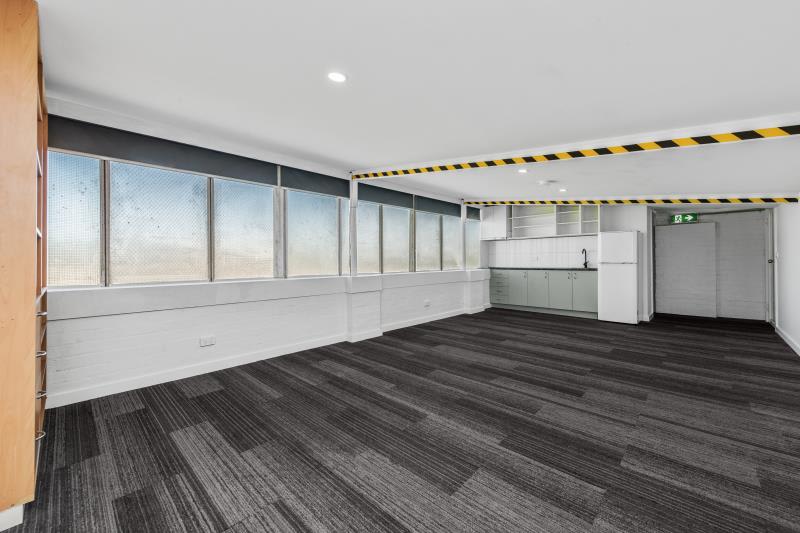 Click to view all images Unit 21/417-419 Warrigal Road Moorabbin VIC 3189 - Image 2