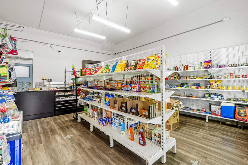 Click to view all images 25 Southern Road Heidelberg Heights VIC 3081 - Image 3