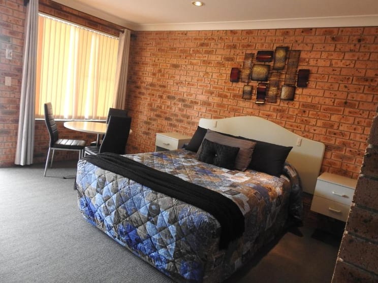 Click to view all images Oberon NSW 2787 - Image 2