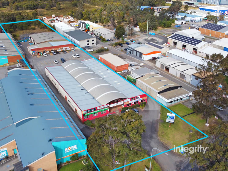 Click to view all images 1/158-160 Princes Highway South Nowra NSW 2541 - Image 1