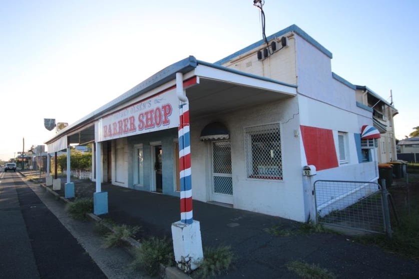 Click to view all images 50B-50D Main Street Park Avenue QLD 4701 - Image 1