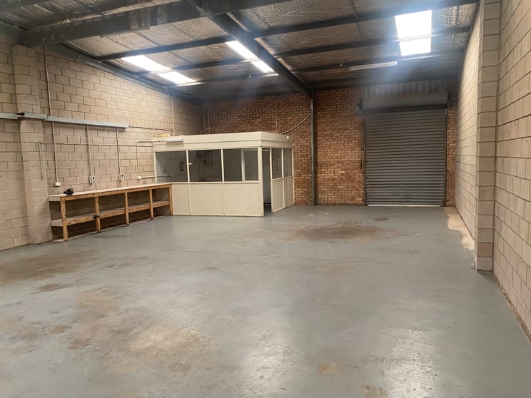 Click to view all images 2/14 Atbara Street West Kalgoorlie WA 6430 - Image 3