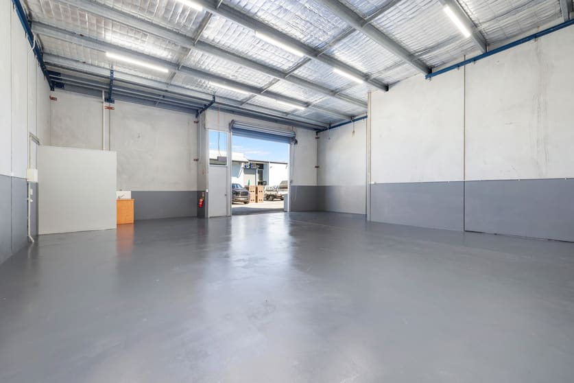 Click to view all images 24/410 Pittwater Road North Manly NSW 2100 - Image 2