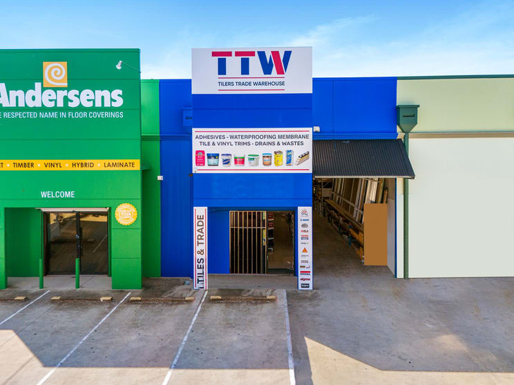 Click to view all images 2/10 Webber Drive Browns Plains QLD 4118 - Image 1