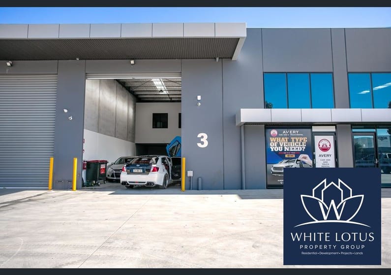 Click to view all images 3/1 Dunmore Drive Truganina VIC 3029 - Image 1