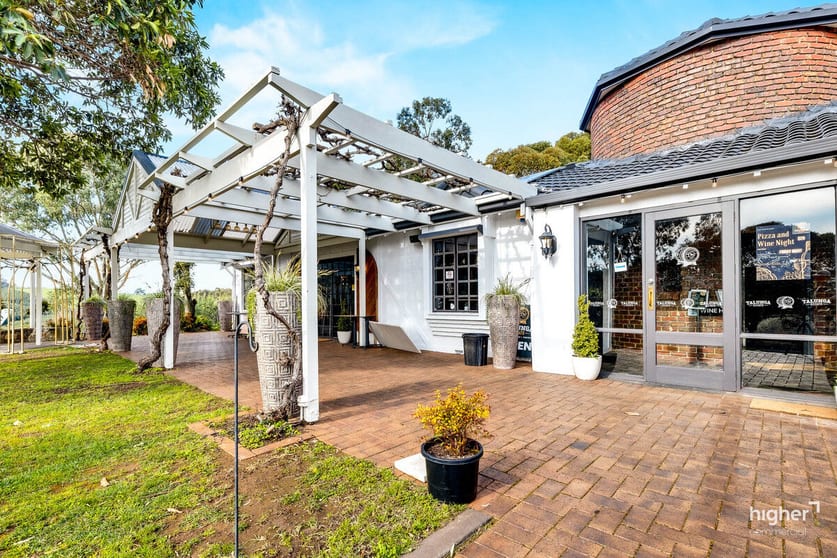Click to view all images 198D Torrens Valley Road Gumeracha SA 5233 - Image 3