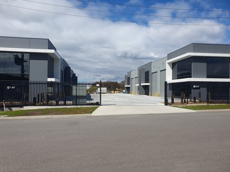 Click to view all images 5/12-14 Leesons Road Traralgon East VIC 3844 - Image 1
