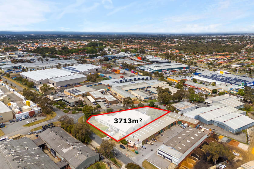 Click to view all images 7 Keegan Street O'connor WA 6163 - Image 2