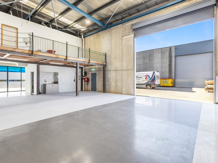 Click to view all images Wetherill Park NSW 2164 - Image 1