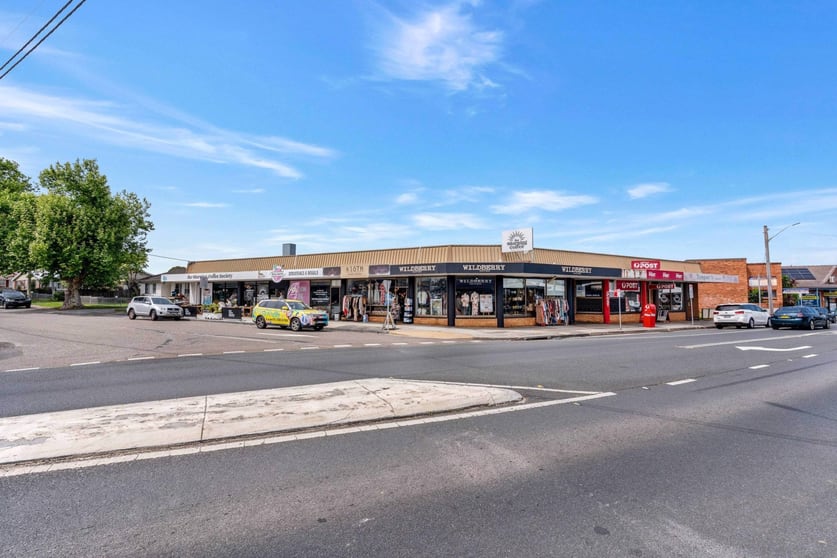 Click to view all images 328-336 The Entrance Road & 15-21 Elsiemer Street Long Jetty NSW 2261 - Image 2