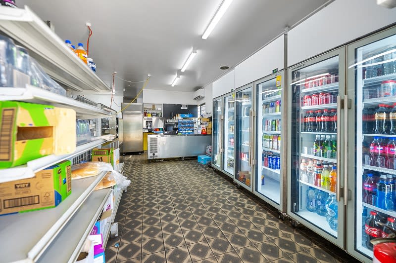 Click to view all images 4/37 Connors Road Paget QLD 4740 - Image 2