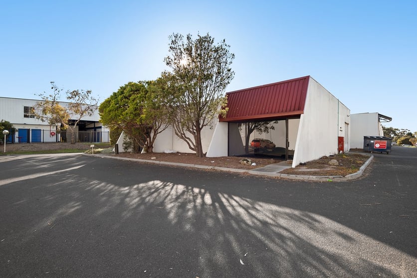 1 & 2/1140 Nepean Highway Mornington VIC 3931 - Image 3