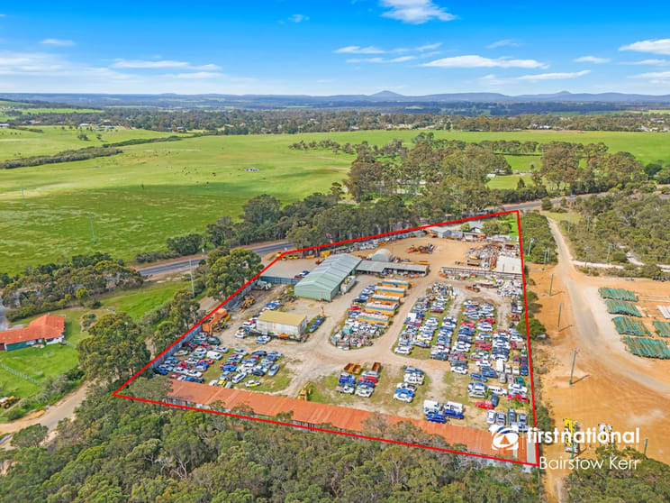 Click to view all images 36080A Albany Highway Mckail WA 6330 - Image 3