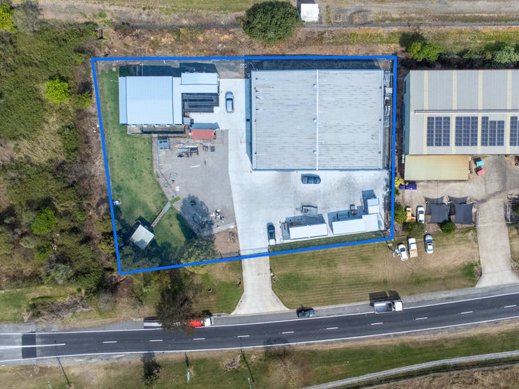 Click to view all images 420 Brisbane Terrace Redbank QLD 4301 - Image 1