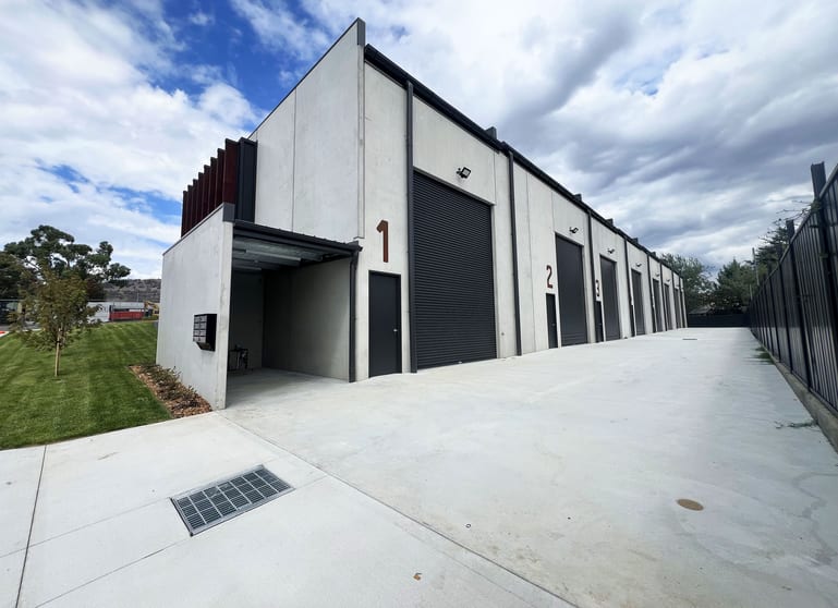 Click to view all images 1 Nick Ellis Place Hume ACT 2620 - Image 4