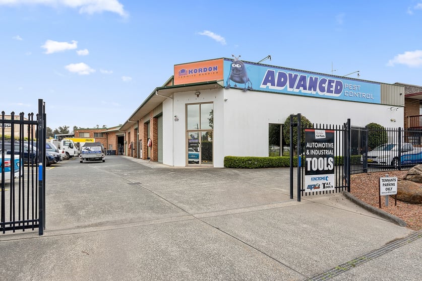 Click to view all images 2/148 Industrial Road Oak Flats NSW 2529 - Image 2